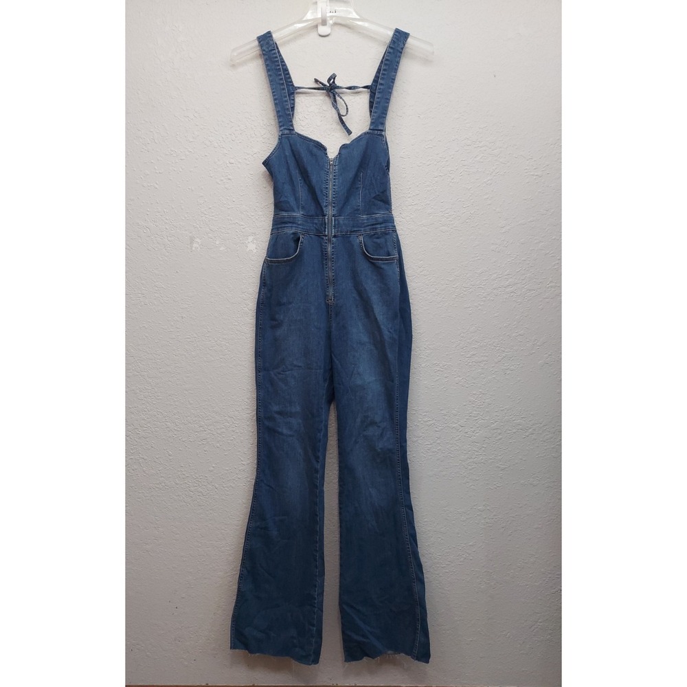 WE THE FREE PEOPLE Denim Overalls 4 Blue Curvy 2nd Ave Bootcut Fit Raw Hem